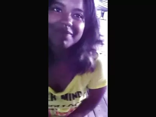 भावनात्मक श्यामला प् ...