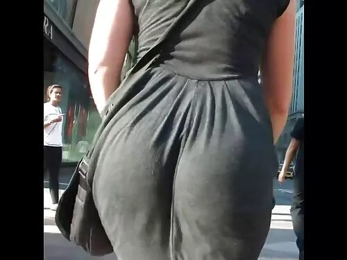 अनुभवी milf Mea Melo ...