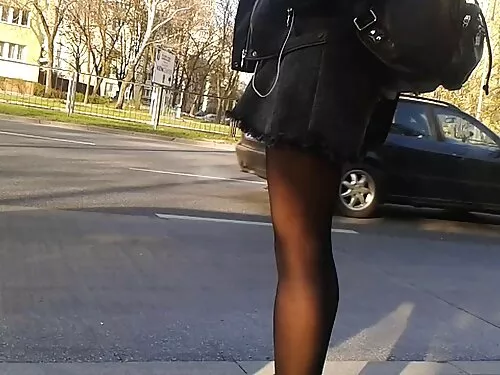 Svelte श्यामला girli ...