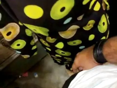 गुलाबी कपाल भएको स्ल ...